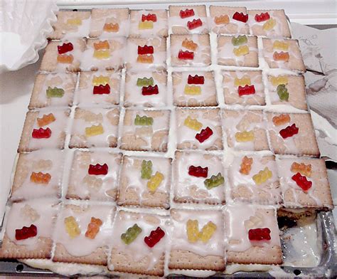 Check spelling or type a new query. Gummibärchen - Kuchen (Rezept mit Bild) von Crazy76 ...