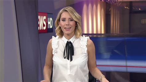 Laura papendick moderiert bereits seit 2019 für sport1, wechselt jetzt zu rtl.foto: Laura Papendick @ "Sky Sport News HD" am 06.03.2018 - HD ...