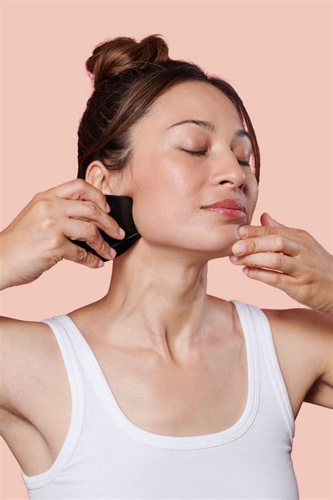 Continue reading below to learn about the practice's benefits, how to practicing gua sha stimulates the lymphatic system to eliminate water retention by releasing fluid and toxins (some devotees even swear it's better than botox!) how to give yourself a gua sha facial. Pin on Empress In Action
