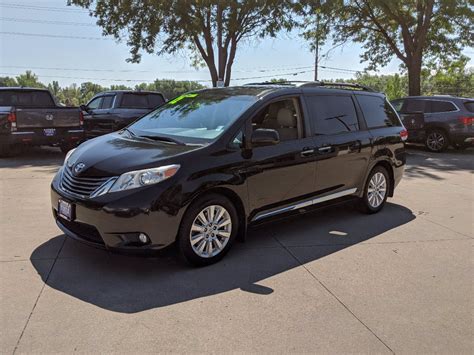 Explore 2014 toyota sienna van specs, images (exterior & interior), videos, consumer and expert reviews. 2012 Toyota Sienna 5dr 7-Pass Van V6 XLE AWD AWD Mini-van, Passenger 217082A - Fisher Honda