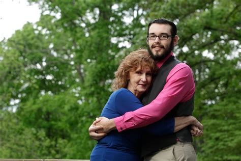 The movie has been watched by 355 visitors. 71-year-old woman marries 17-year-old boy - just three ...