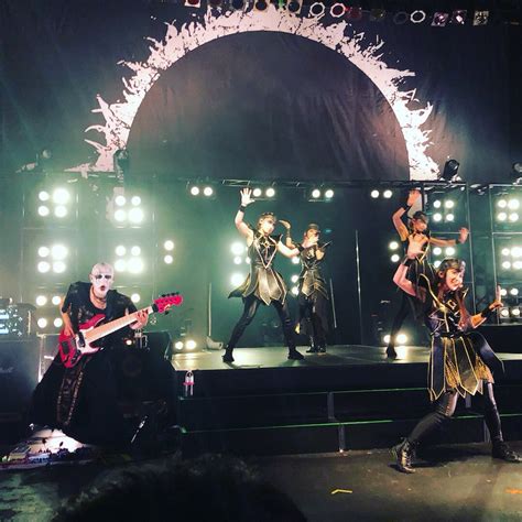 Metal resistance at budokan, japan live streaming doomdays i : 10 BABYMETAL YEARS - WOWOW Special 』でダークサイドが無かった理由 | べビメタ ...