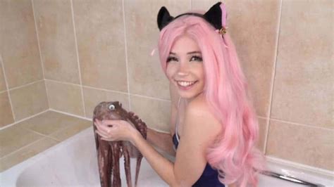 Gamergirl bath water the disgusting repulsive cow that is belle delphine sold out her sti comaminated water &? Le cierran la cuenta a Belle Delphine