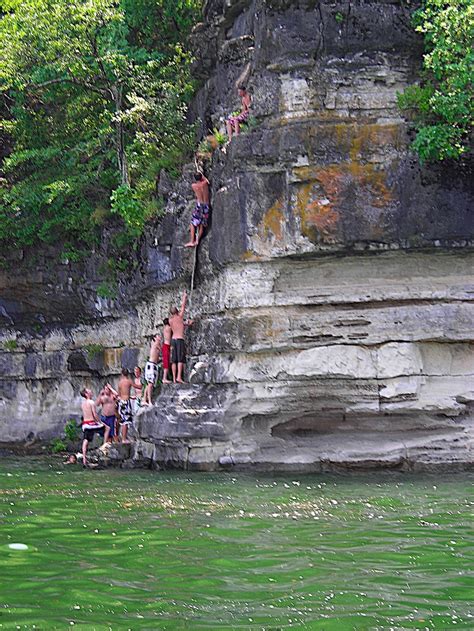 Close to table rock lake that offers 43,100 acres of boating, swimming, world class fishing, or simply relax and enjoy the views of the ozark mountains. 53 best images about Beaver Lake Rogers, AR on Pinterest ...