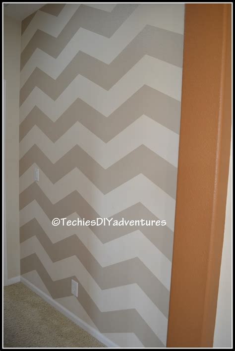 Aged character with knots surface. Chevron pattern painted wall - Techie's DIY Adventures