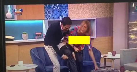 Marques) was born in setúbal, portugal. Ana Marques descuida-se e fica com a prateleira à mostra ...