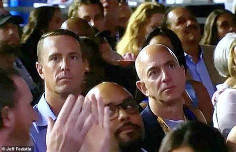 Announcing he would be stepping down as chief executive from the company he founded out of a garage, mr bezos said he wanted to focus his energies and attention on new products and early initiatives in his new role of. Jeff Bezos supports girlfriend's ex Tony Gonzalez as ...
