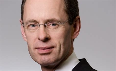 The deutsche bundesbank is the central bank of the federal republic of germany. Gustav Holtkemper: Commerzbank will im Private Banking ...