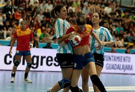 Juega argentina es una plataforma web con estadísticas y resultados deportivos de las diferentes selecciones argentinas. JJOO - NOTICIAS: HANDBALL FEMENINO: ARGENTINA LE DIJO ...