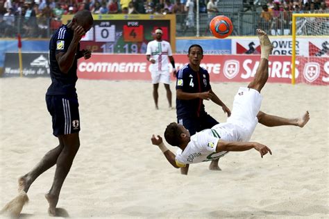 O canhota de ouro da nazaré que largou as chuteiras para reinar na areia. Mundialito de Futebol de Praia - wTVision