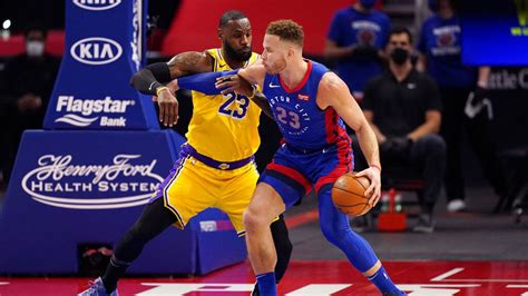 Basketball art basketball jersey basketball players chris paul nba showtime lakers lakers kobe sports fanatics la clippers blake griffin. Pistons vs Lakers: Davis-less LA suffers back-to-back losses