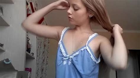 Смотрите видео menina dancando ok ru онлайн. МОЁ УТРО - My Morning Routine - Monienka Guenther!