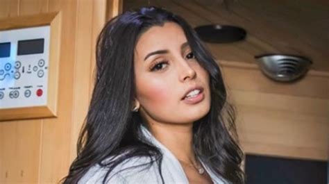 Locutora salvadoreña Madeline Guardado enciende las redes ...