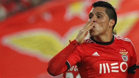 Enzo pérez, 35, from argentina club atlético river plate, since 2017 defensive midfield market value: Aniversário Enzo Pérez Benfica Ex-jogador - SL Benfica