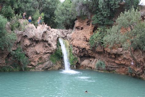 It is one of the t. Terra dos Espantos: Vai um mergulho