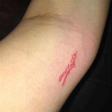 We can't find kylie jenner's tattoos in her halloween costumes. Kylie Jenner Gets New "M" Finger Tattoo, Then Brands Her ...