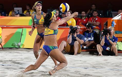 Com seis duplas no total no torneio feminino do grand slam de barueri, etapa brasileira do circuito mundial de vôlei de praia, o país conseguiu nesta sexta, o grand slam de barueri terá as disputas da repescagem, oitavas e quartas de final. Militar, dupla não consegue quebrar jejum no vôlei de ...