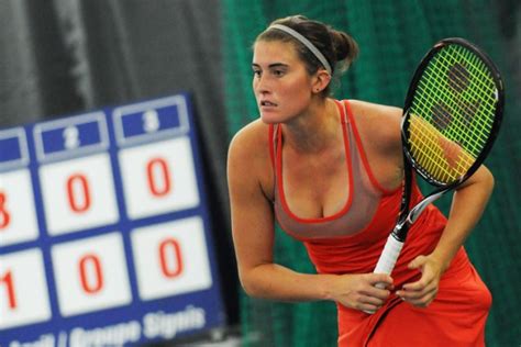 Rebecca marino comes into the tournament from a wildcard that saw her enter the main draw directly. Challenger de Toronto: Marino accède au 2e tour | Tennis