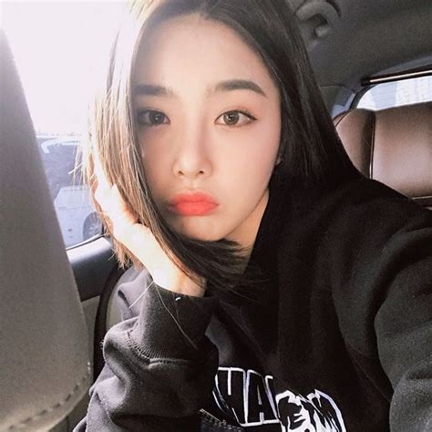 마음씨마저 예쁜 단발좌 / 브브걸 유나. 오늘은 특별한체험을 하러 한국민속촌에 멤버들과 함께 ...