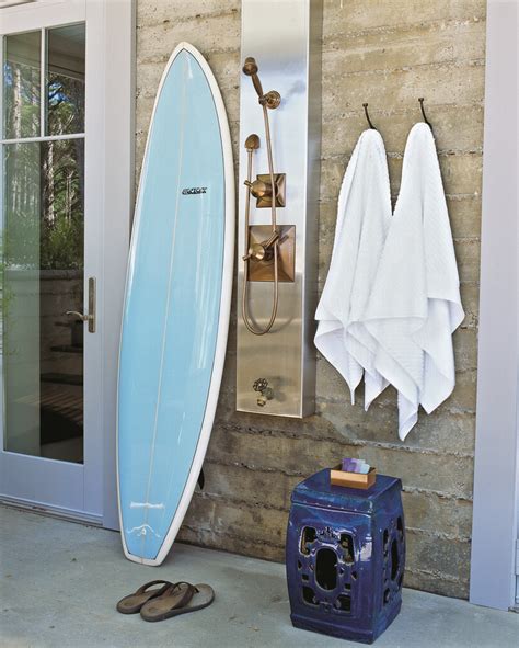 For a family in bridgehampton, n.y., architect nick martin designed a shower with a mahogany enclosure that he situated toward the back of the house to offer views of a rose garden and a farm across the street. Ultimate Beach House Outdoor Shower | seabrookwa | Flickr