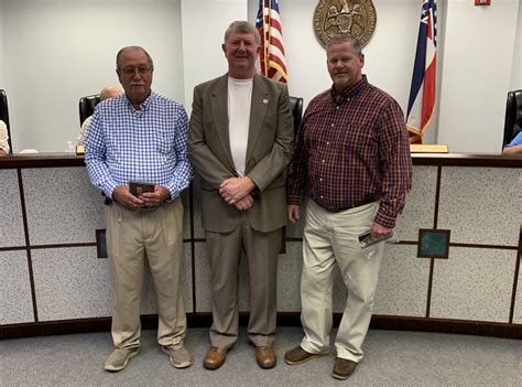 Tax on a vehicle is paid for the years in ms legislative credit for motor vehicles is 5.25% of the assessed value. Lamar County Tax Assesor - Lamarcounty.us
