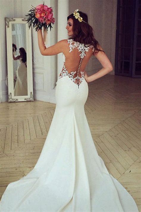 If you're looking for a mermaid wedding dress, we'll help you find a gorgeous gown, at an amazing mermaid wedding dresses are fitted through the bodice and flare dramatically at the knee. Sheer Back Lace Buttons Wedding Dress 2018 Mermaid ...