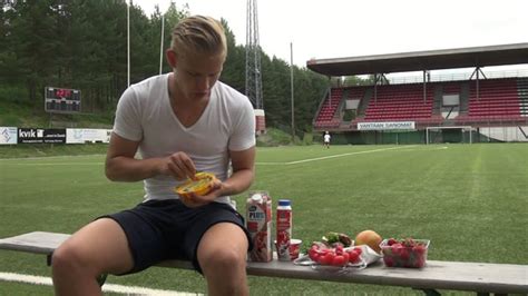 Analysis it was a rare feat from pohjanpalo, who only scored twice this season before playing on saturday. Joel Pohjanpalo | Välipalavinkki | Valio Akatemia - YouTube