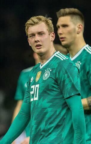 Die nachwuchsspieler der deutschen fußball nationalmannschaft. Pin von Hằng Nguyễn auf Die mannschaft | Deutsche ...