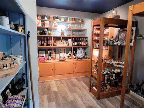 Maybe you would like to learn more about one of these? Brookside Gift Shop Near Skyline Drive & Luray Caverns ...