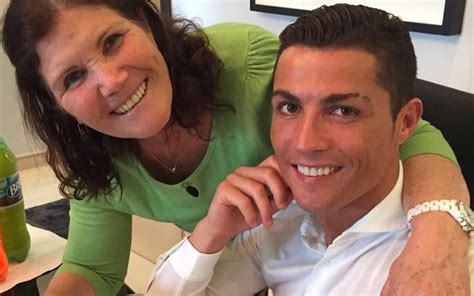 Cristiano ronaldo 's mother, dolores aveiro , has suffered a stroke this tuesday morning. Cristiano Ronaldo: mãe do craque confessa que pensou em ...