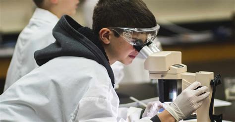 How to Run an Elementary Science Lab - Hillsdale College