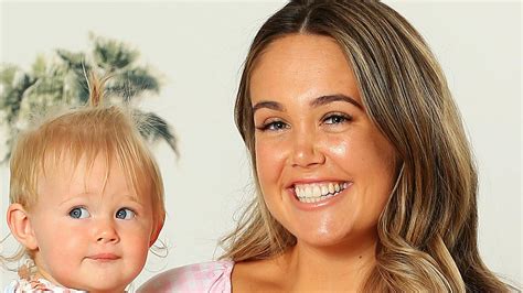 .star gary rohan has shared a touching photo, showing him cradling his newborn daughter, bella. Amie Rohan reveals how Gary Rohan helped her through baby ...