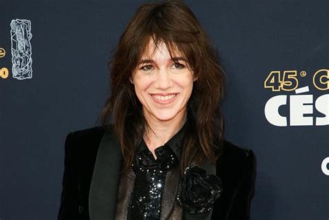 Ben attal sera bientôt à l'affiche au cinéma. Charlotte Gainsbourg : sa fille Alice Attal en couple et ...