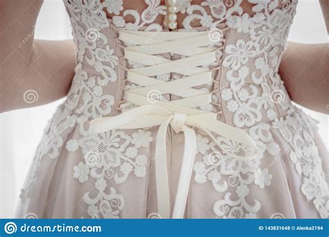 Maybe you would like to learn more about one of these? Brautkleid Hochzeitskleid Urlaubskleid Stockfoto - Bild ...