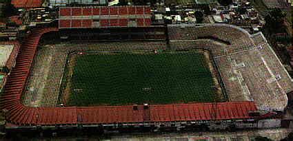 Club atlético independiente is an argentine professional sports club, which has its headquarters and stadium in the city of avellaneda in greater buenos aires. Independiente Stadium - "Double Cement Visor Stadium"