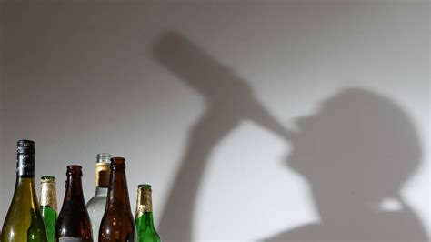 Wenn du dir dauerhaft tavor zuführst und nie 12 stunden ohne im organismus vergehen dann wirst du körperlich abhängig. Schluss mit Party: Albtraum Alkoholismus - Welt der Wunder TV