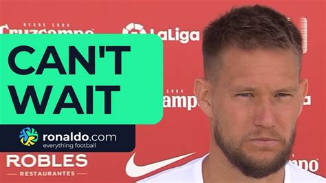 Brankář sevilla fc a české reprezentace / goalkeeper of sevilla fc and the czech republic / portero del sevilla fc y la república checa. Tomas Vaclik can't wait to play the Sevilla Derby - YouTube