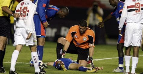 Fernando caetano trabalhou como repórter na rádio jovem pan e depois teve passagens na tv por espn brasil e fox sports, de onde saiu em dezembro de 2020. Chuteira usada por Serginho no dia da morte vira "troféu ...