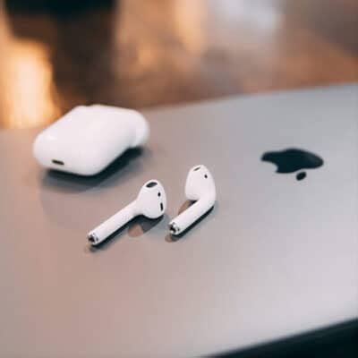 Price wise, these fakes are $95, which is almost half the price of the ‌airpods pro‌. Can Fake Airpods Connect To Macbooks, Max Value at Minimum ...