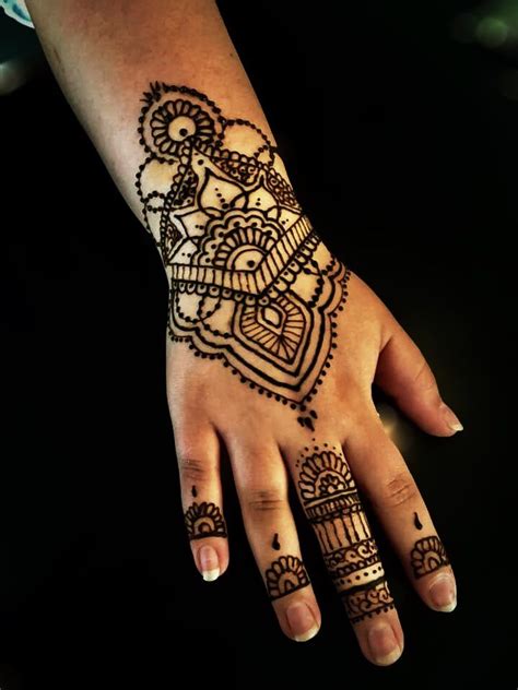 #henna #henna style #bridal henna #henna tattoo #henna art #art #arabic #arab #khaleeji #india #hand #henna tattoo #henna #tattoed girls #tattoo #mandala #flowers #hennatattoo #hennaart. Henna Warrior | Henna, Henna hand tattoo, Henna artist