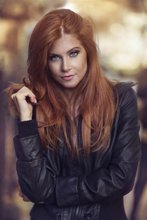 Overtone ginger coloring conditioner will transform your strands with a bright pop of rich, golden orange. Vanessa - Natural Light - Dani Diamond on Fstoppers