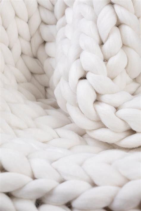 You can make this blanket fairly fast, which makes it great for gift giving! Chunky Knitted Blanket. Cream White | Chunky Knit Blanket ...