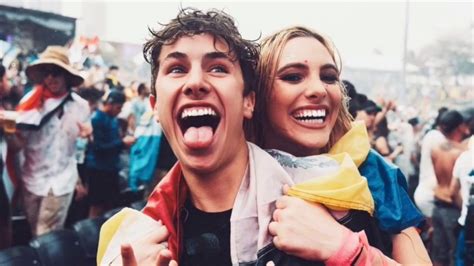 Los creadores mas destacados en stories y reels de instagram bad bunny danna paola elán juanpa zurita kenia os kim shantal. Lele Pons and Juanpa Zurita Cute Edit - YouTube