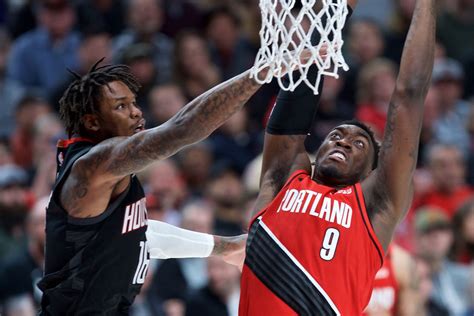 We acknowledge that ads are annoying so that's why we try to keep our page clean of them. Breaking Down Big Trail Blazers Win vs Rockets - Blazer's Edge