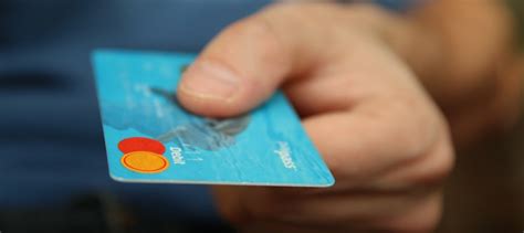 11.99% variable to 22.99% variable, based on your creditworthiness. How to Do a Balance Transfer With a Discover Card | LendEDU