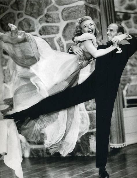 Personal favorite of mine, this is a wonderful astaire ceiling dance number by means of a literally revolving set on the 1951 mgm classic film 'royal wedding'. Fred Astaire & Gene Kelly - Il musical e la danza sul ...