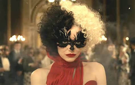 Emma stone as cruella from the disney movie cruella. CRUELLA (2021): New Trailer From Emma Stone, Emma Thompson ...