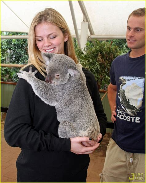 Brooklyn decker was born on the 12th of april in the year 1987 and as of 2019, she happens to be 32 years old. Andy Roddick & Brooklyn Decker: Koala Couple : Photo ...