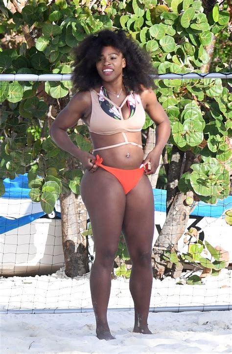 Featuring bold and inspired dresses, tops, bottoms and denim for the multidimensional individual. Serena Williams Sexy (12 Photos) | #TheFappening