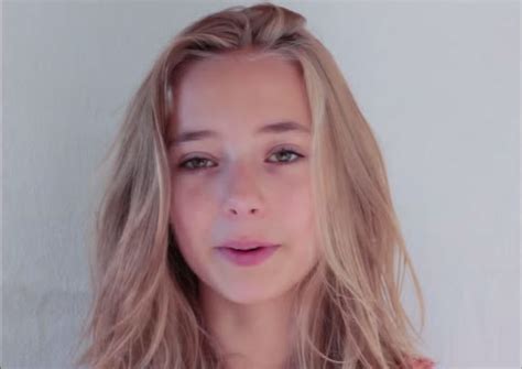 Cette personne transgenre nous montre sa magnifique transformation après 2 ans 20. Fille De 12 Ans Canon / Finalistes 10/11 ans Filles ...